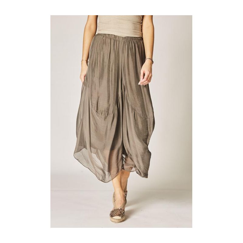 Silk crop pants